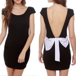 Lulus | Cap Sleeve Bow Back Bodycon Dress